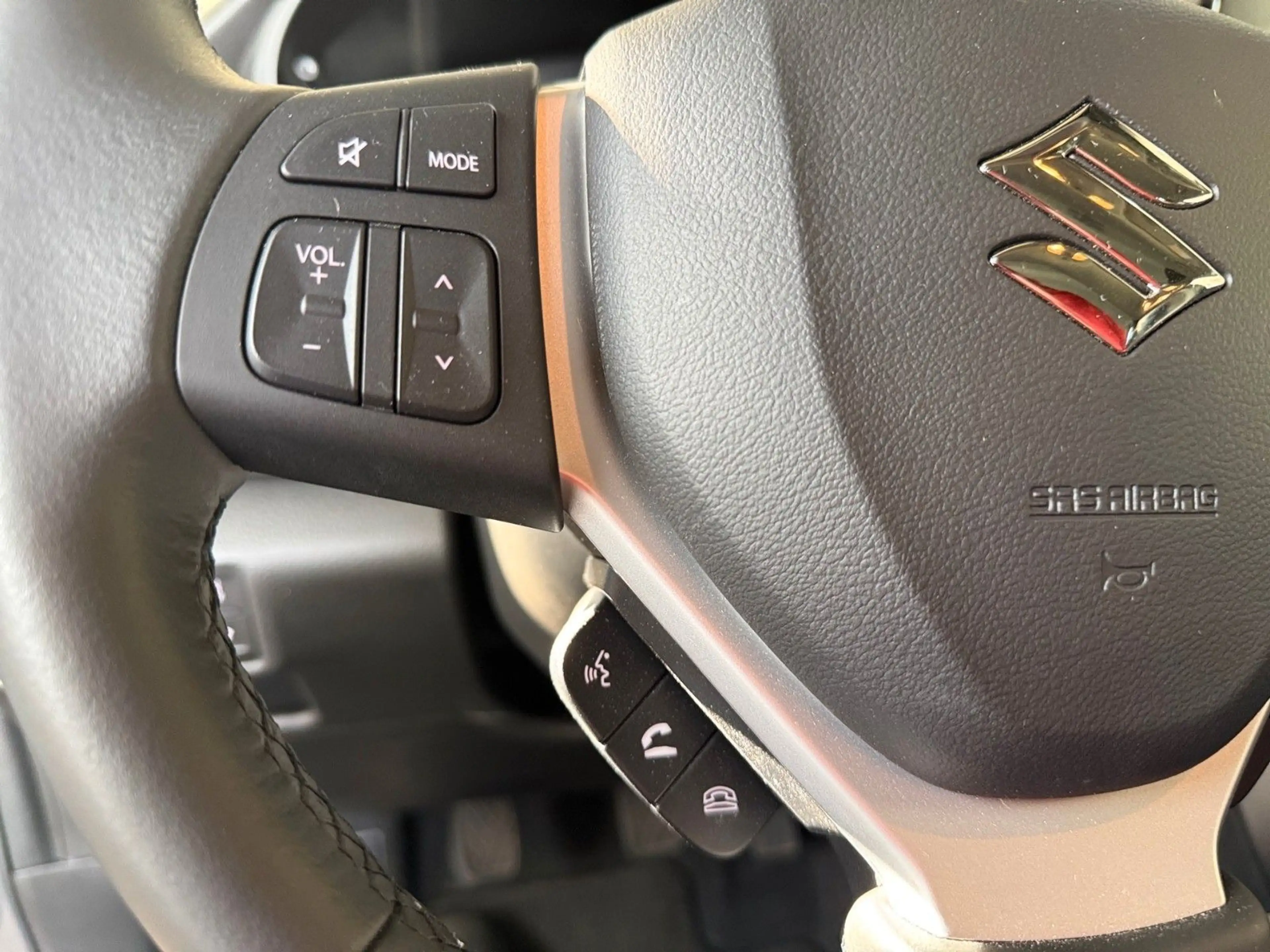 Suzuki SX4 S-Cross S-Cross 1.4l 4x4 bis zu 8 Jahre Garantie — photo 14