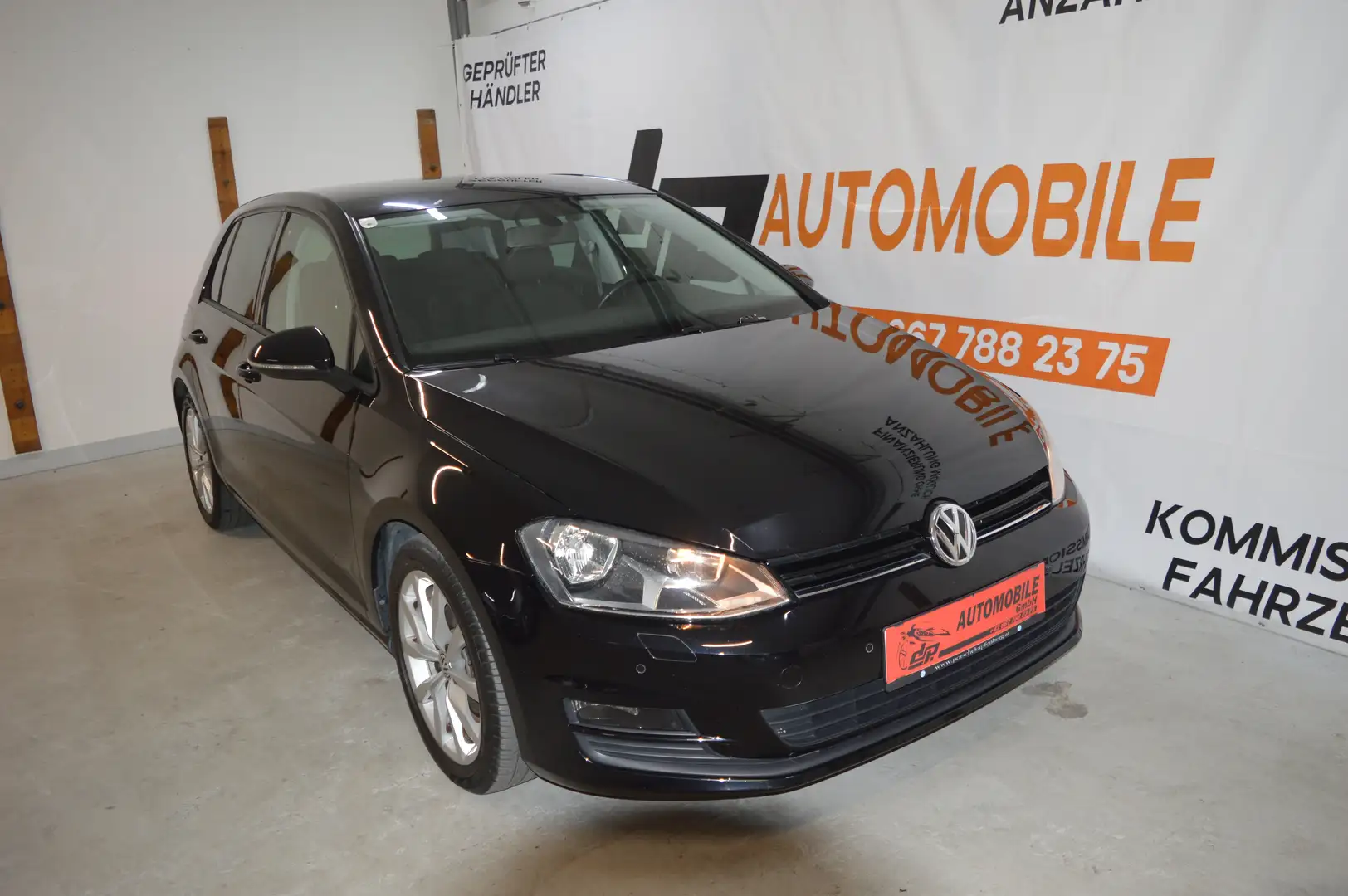 Volkswagen Golf 1,2 **1.Besitz**neues Pickerl**Serviceheft** Schwarz - 1