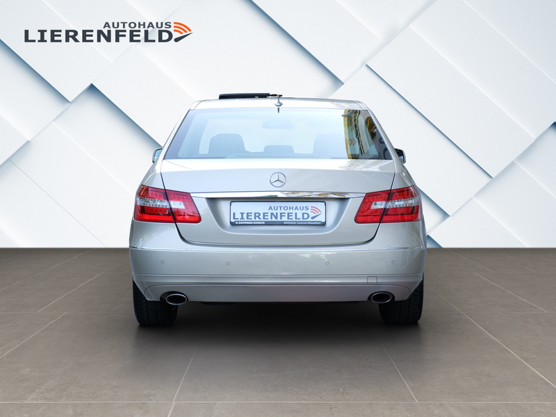 Mercedes-Benz E 350 CDI aus 1.Hand Mercedes Scheckheft — photo 4