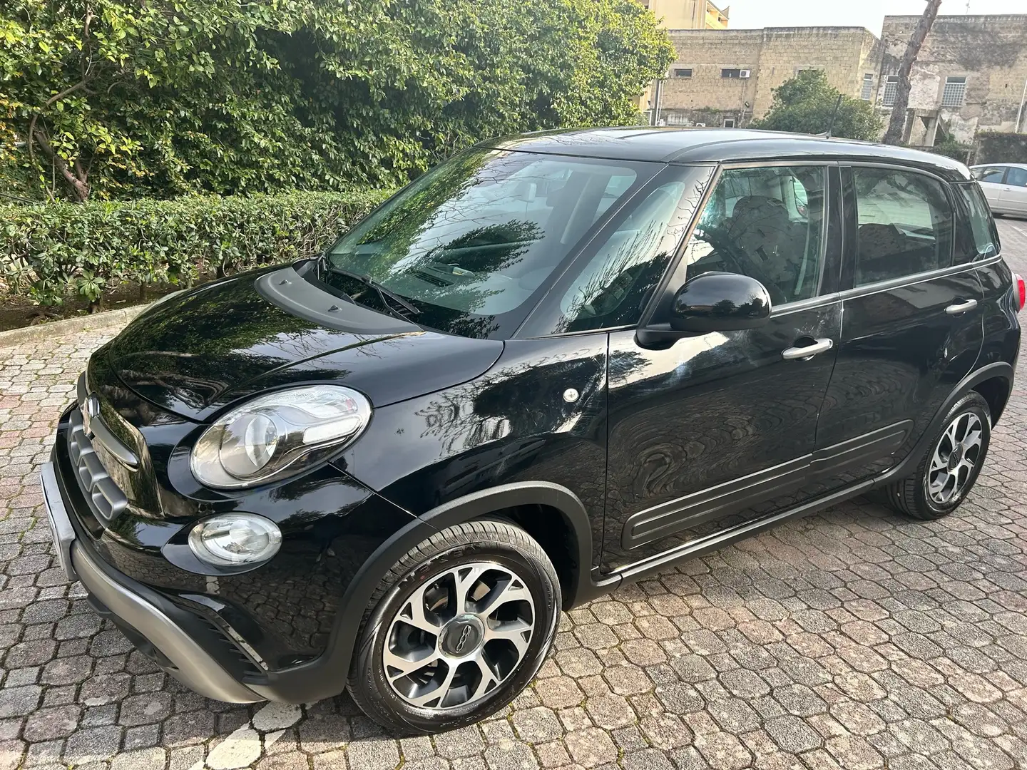 Fiat 500L Cross 1.4 City 95cv my19 Iva Esposta Nero - 1
