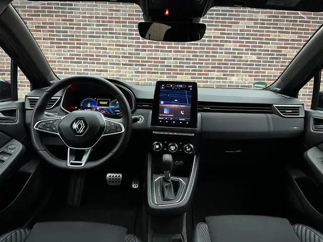 Renault Clio view 11