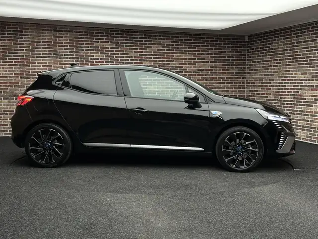 Renault Clio view 4