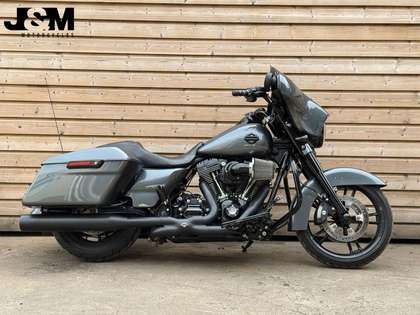 Harley-Davidson Street Glide SPECIAL FLHXS