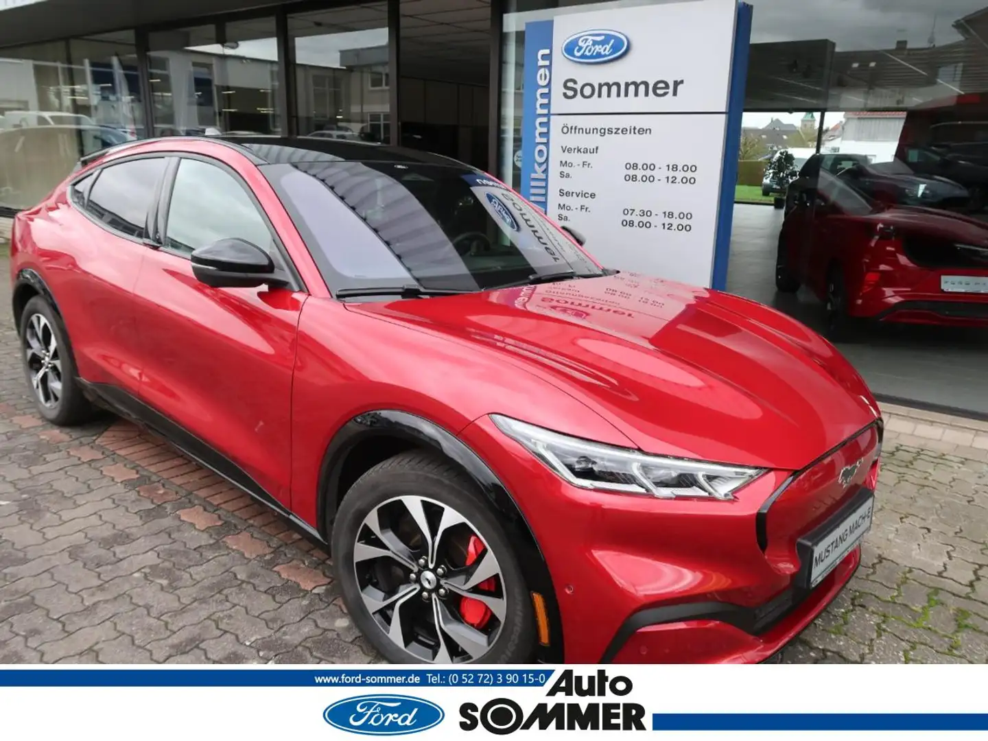 Ford Mustang Mach-E 351 PS, 99KW, AWD, AHK, Panorama - 1