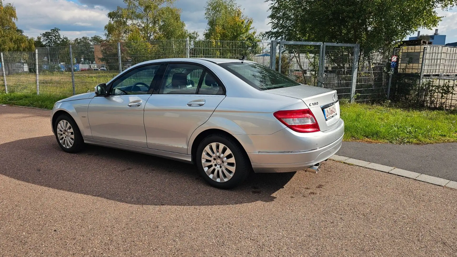 Mercedes-Benz C 180 C -Klasse Lim. C 180 Kompressor Elegance Silber - 2