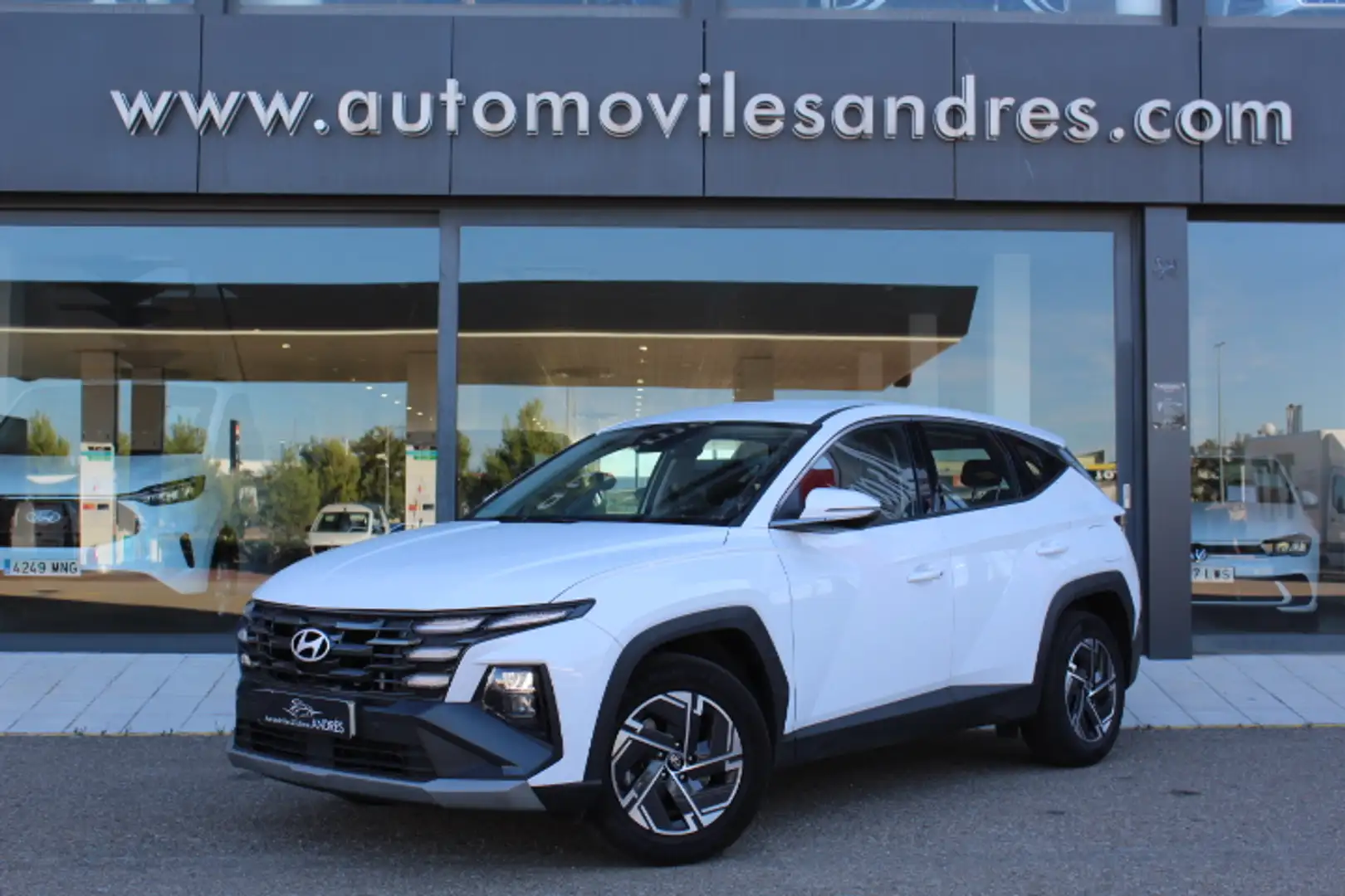 Hyundai TUCSON 1.6 T Klass Weiß - 1
