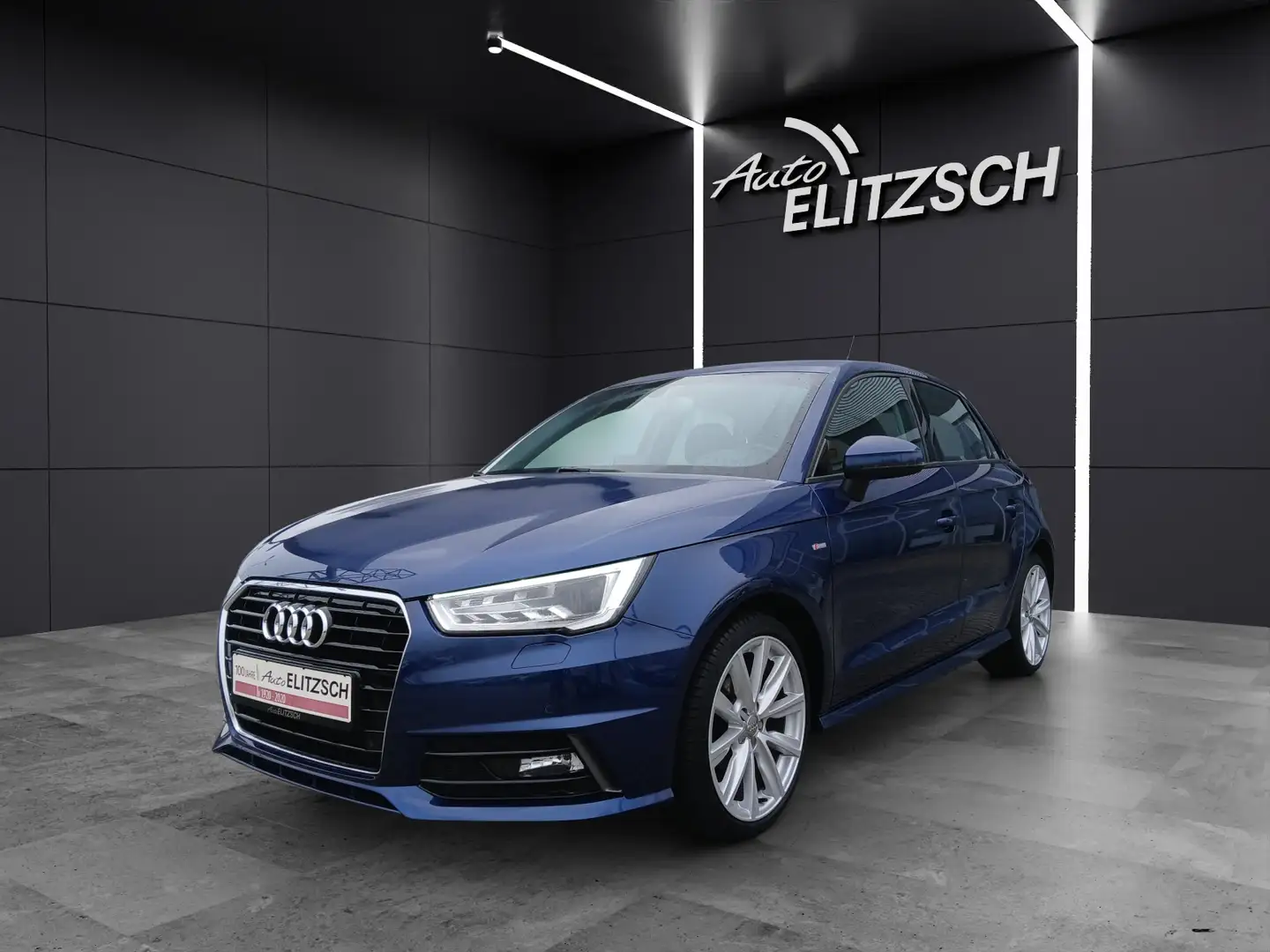 Audi A1 Sportback TFSI sport Xenon GRA PDC SH Azul - 2