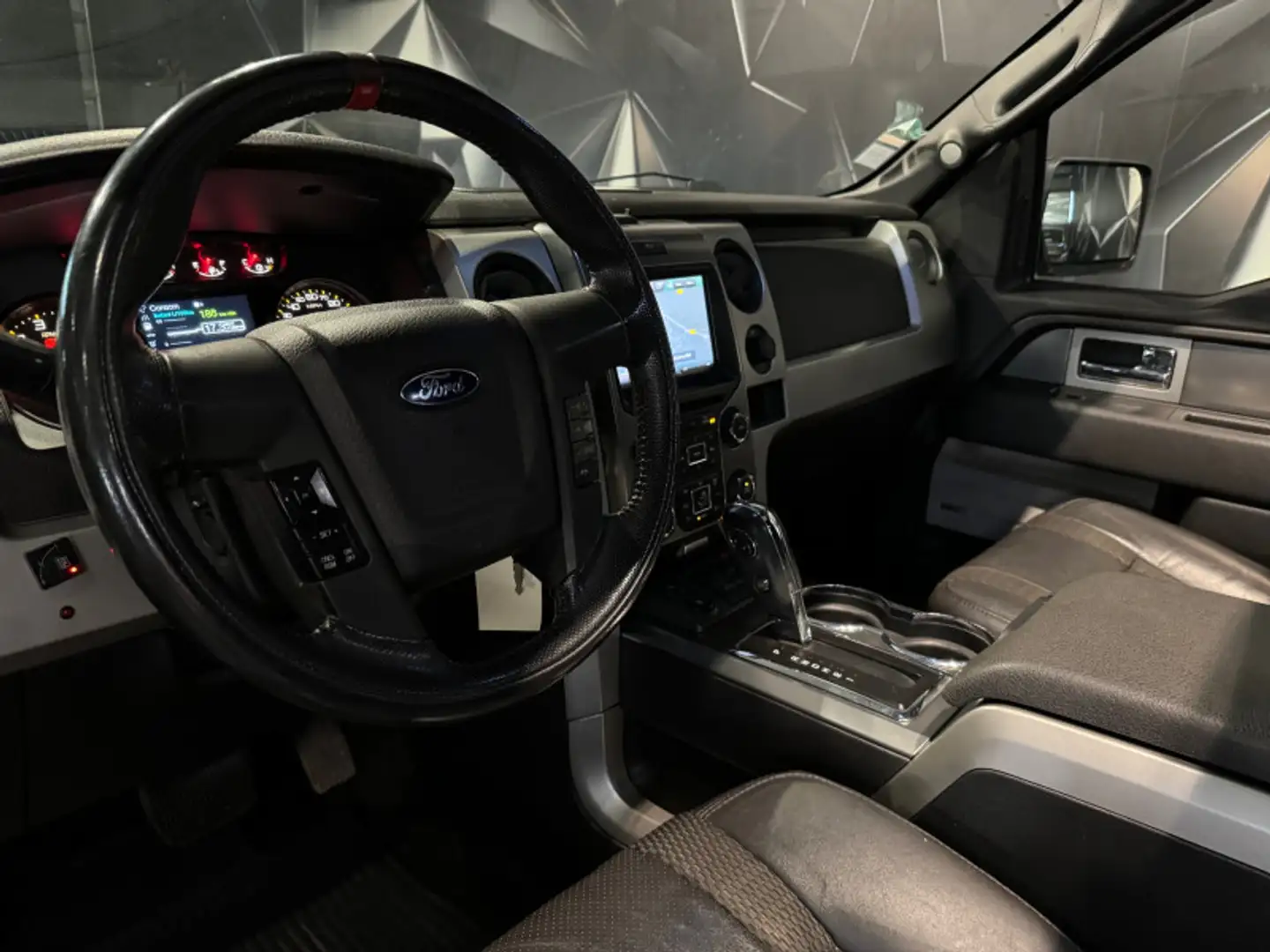 Ford F 150 6.2 V8 SVT - 2