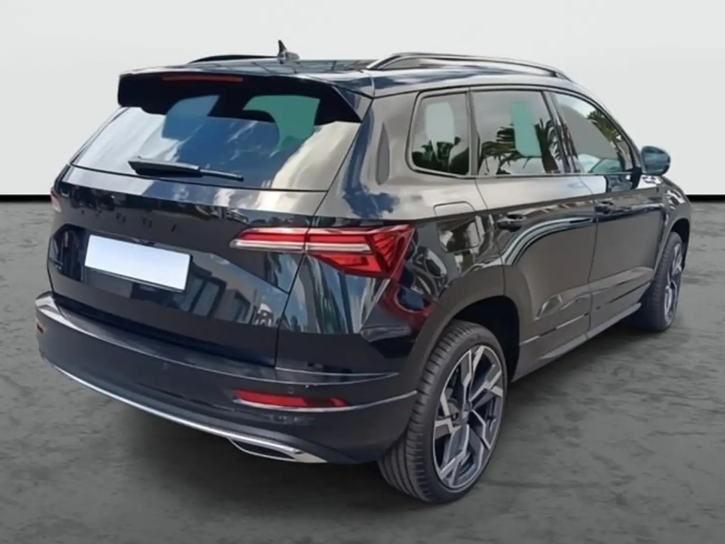 Skoda Karoq Sportline Advanced 1.5 TSI 110 kW (150 CV) M Negro - 2