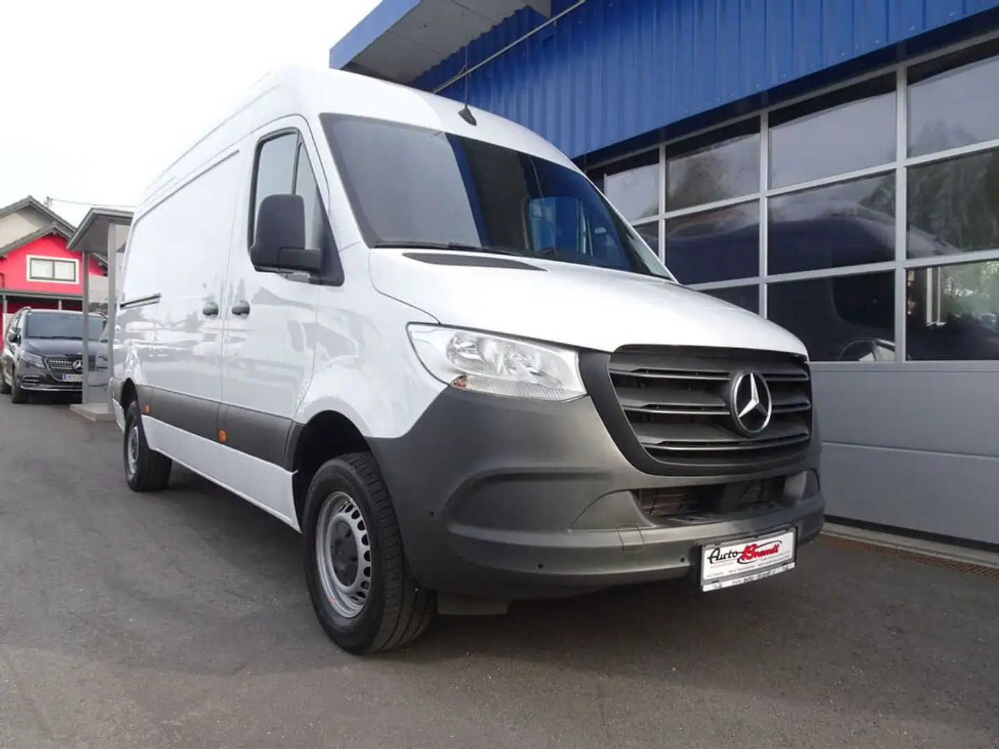 Mercedes-Benz Sprinter 317 CDI Kasten L2H2 RWD / AHK 3500 KG Weiß - 2