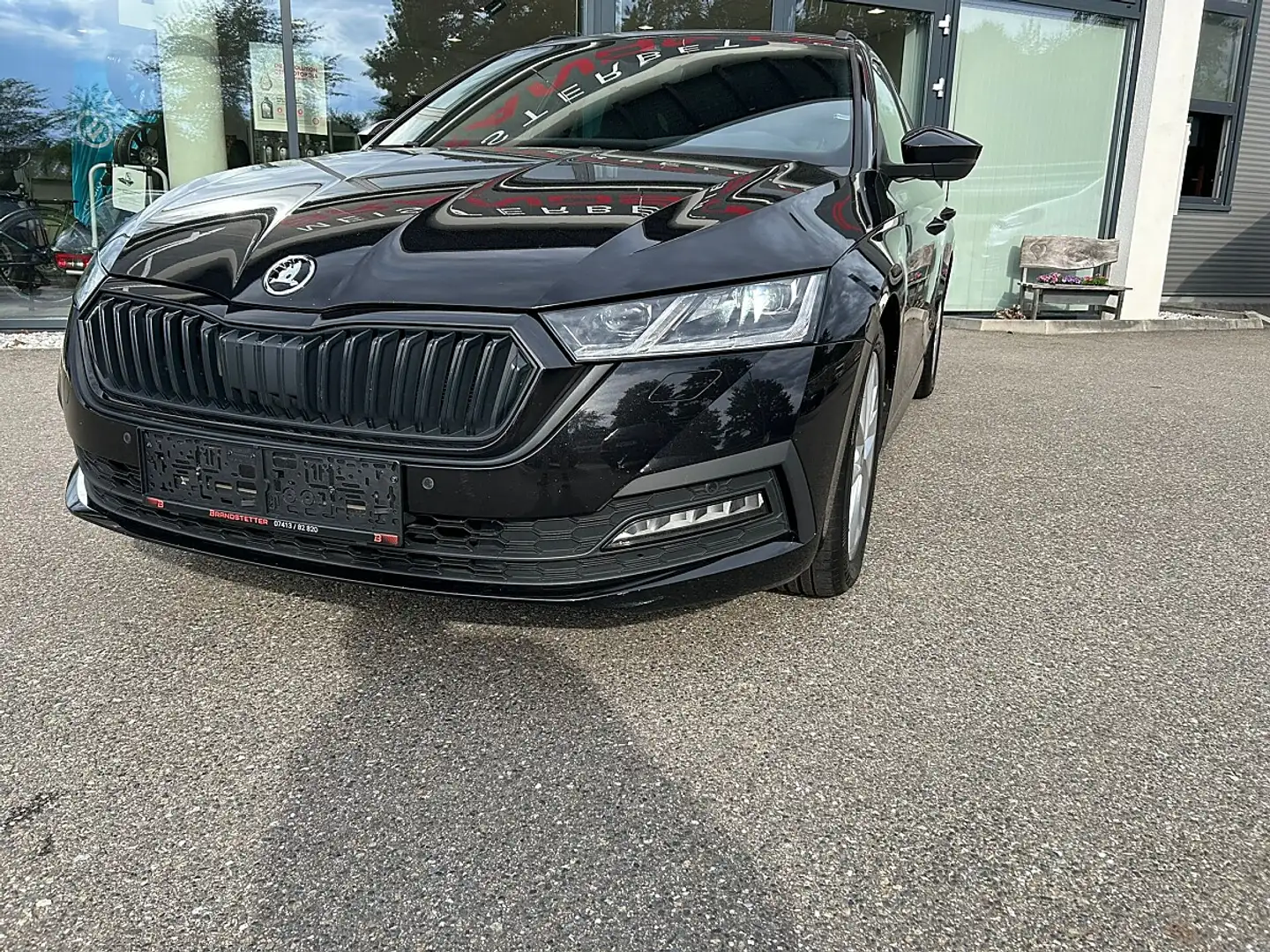 Skoda Octavia Combi 2,0 TDI Style DSG Sport-Paket Virtual Coc... Schwarz - 2