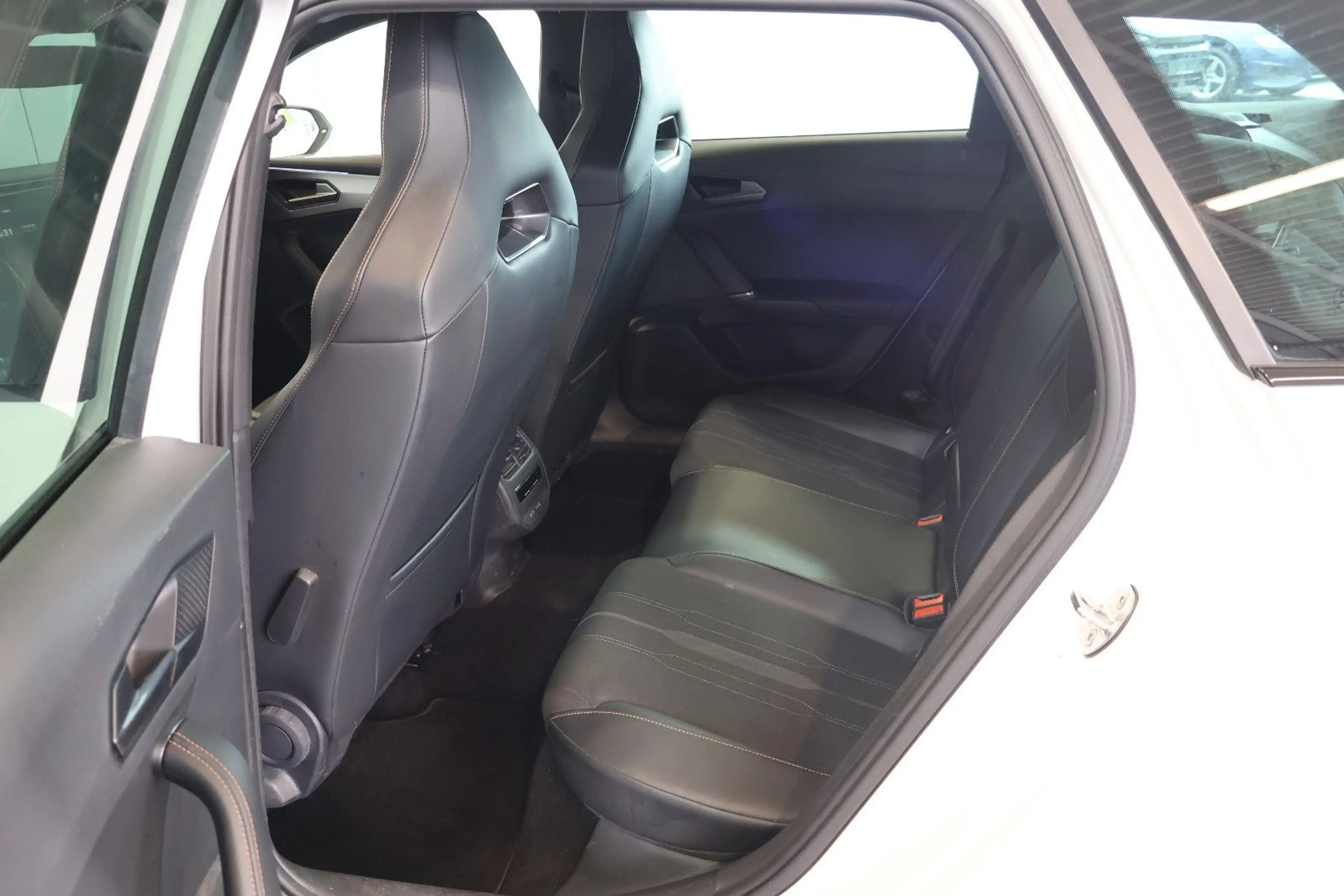 CUPRA Leon ST 1.4 e-Hybrid VZ AID+ACC+SIDE+KEY+KAM+AHK — photo 13