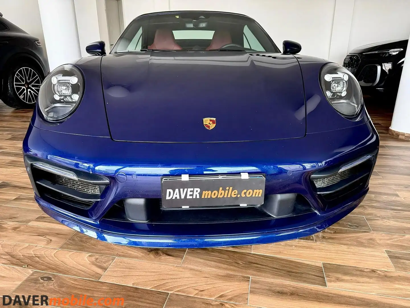 Porsche 992 911 Targa 4S Blu/Azzurro - 2