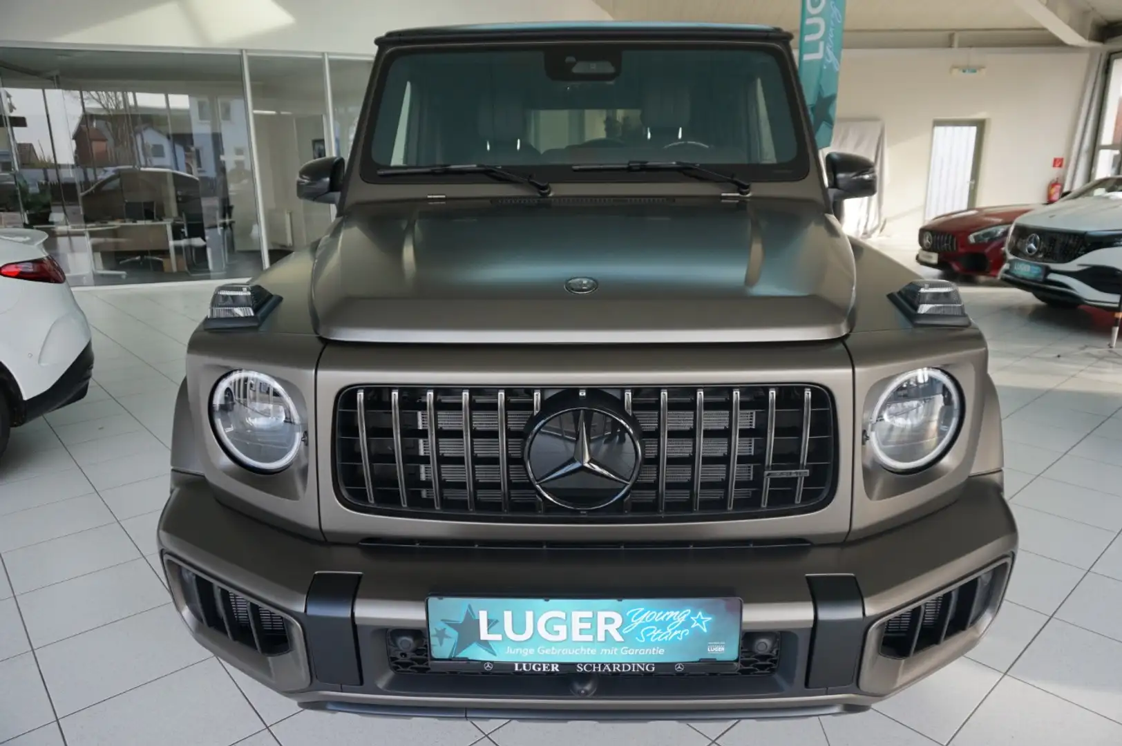 Mercedes-Benz G 63 AMG AMG G 63 Stdhzg AMG Grau - 2