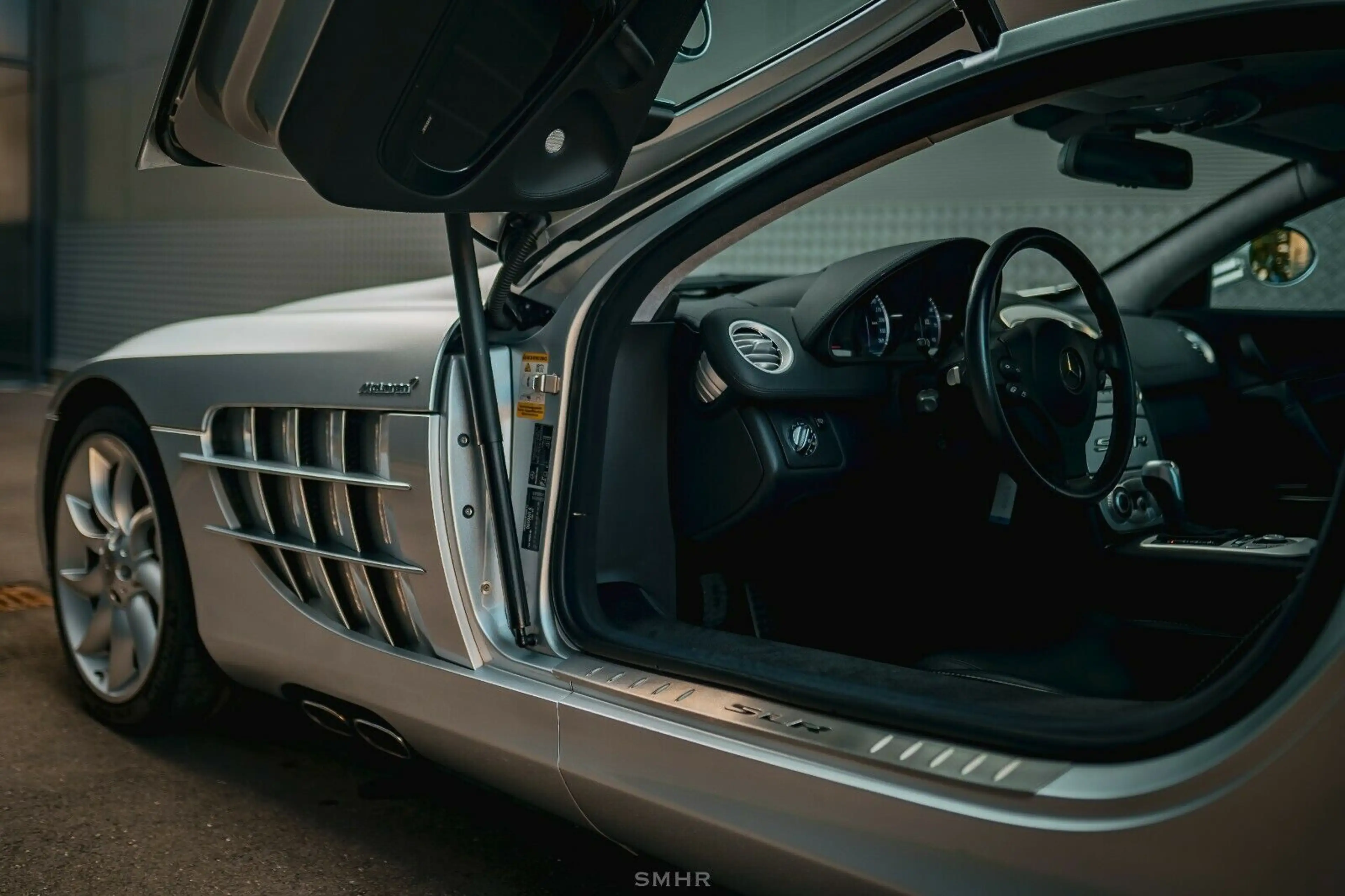 Mercedes-Benz SLR McLaren Coupé/DT.AUSLIEF/WENIG KM/KERAMIK — photo 13