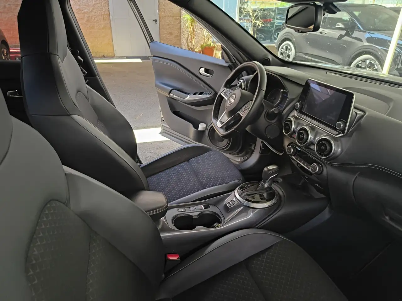Nissan Juke II 2020 Juke 1.6 hev Tekna, миниатюра 18
