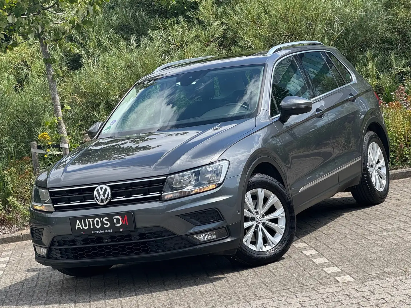 Volkswagen Tiguan 1.4 TSI ACT Comfortline Leder,Open/pano. dak,Navi Gris - 1