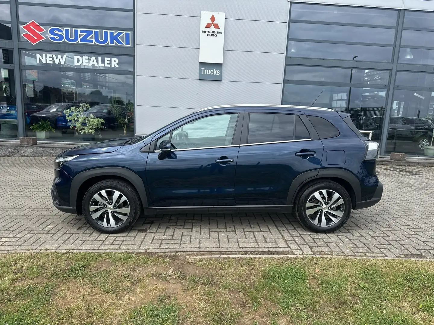 Suzuki SX4 S-Cross Grand Luxe Xtra 2WD (MY24) - 2