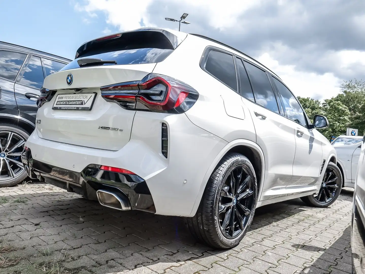 BMW X3 xDrive30e Weiß - 2