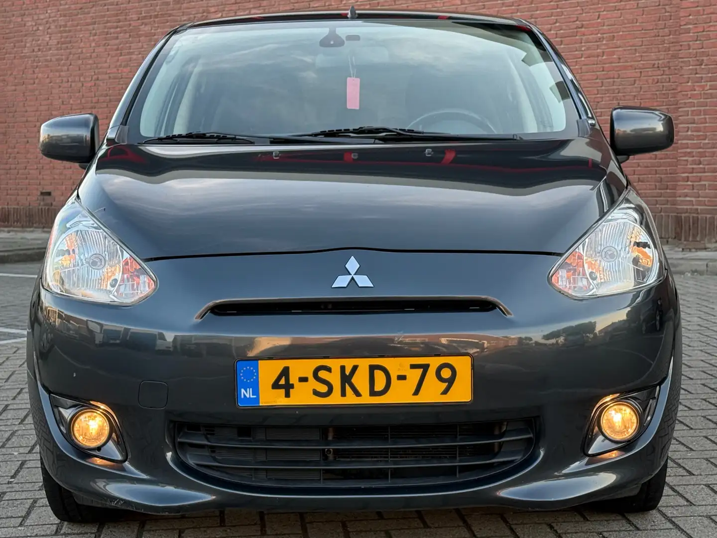 Mitsubishi Space Star 1.0 Intense|5DRS|CLIMA|NAVI|APK|GOED-ONDERHOUDEN|A Gris - 2