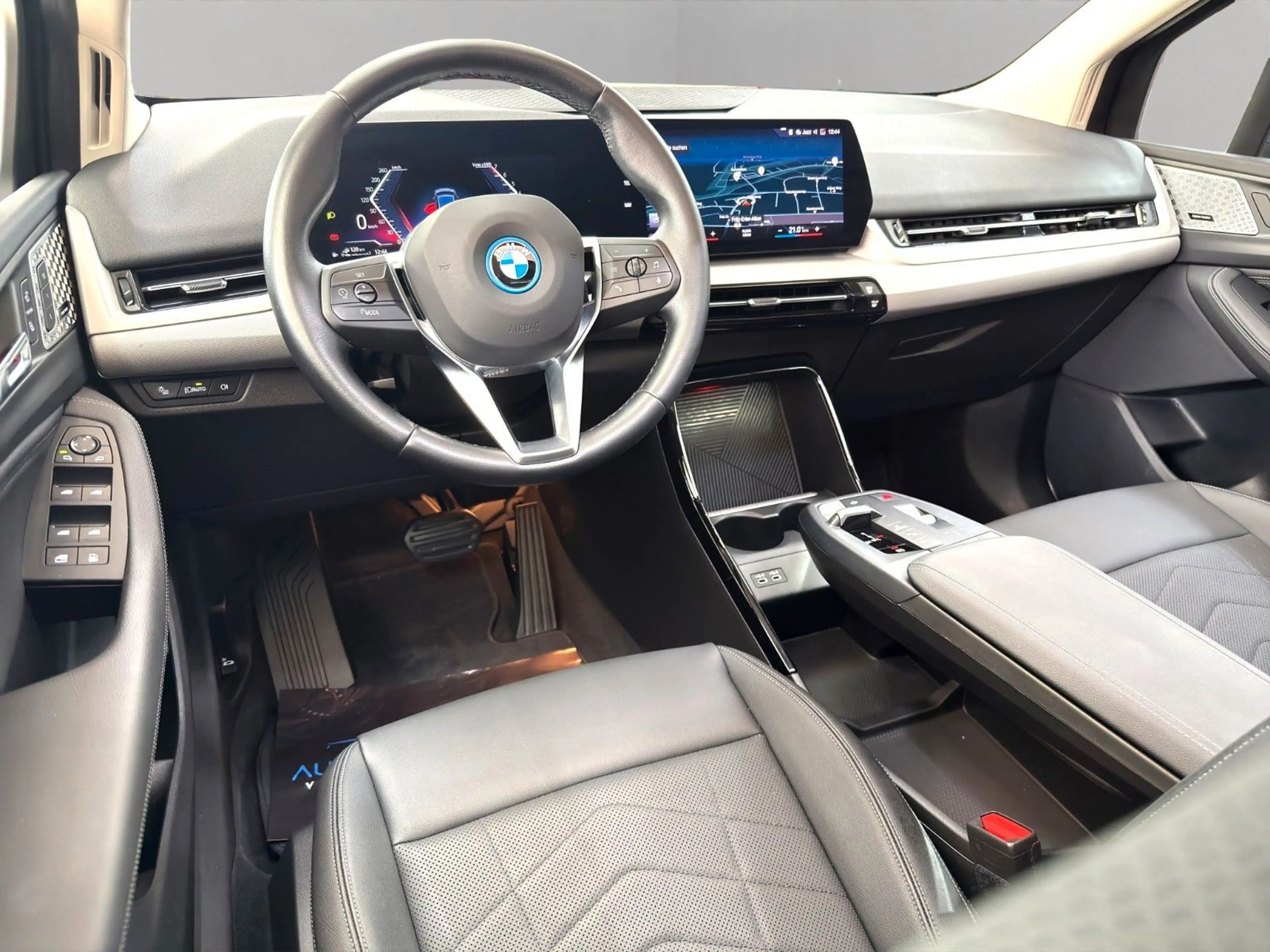 BMW 225 225e xDrive Active Tourer*H&K*Pano*Massage*Leder — photo 11