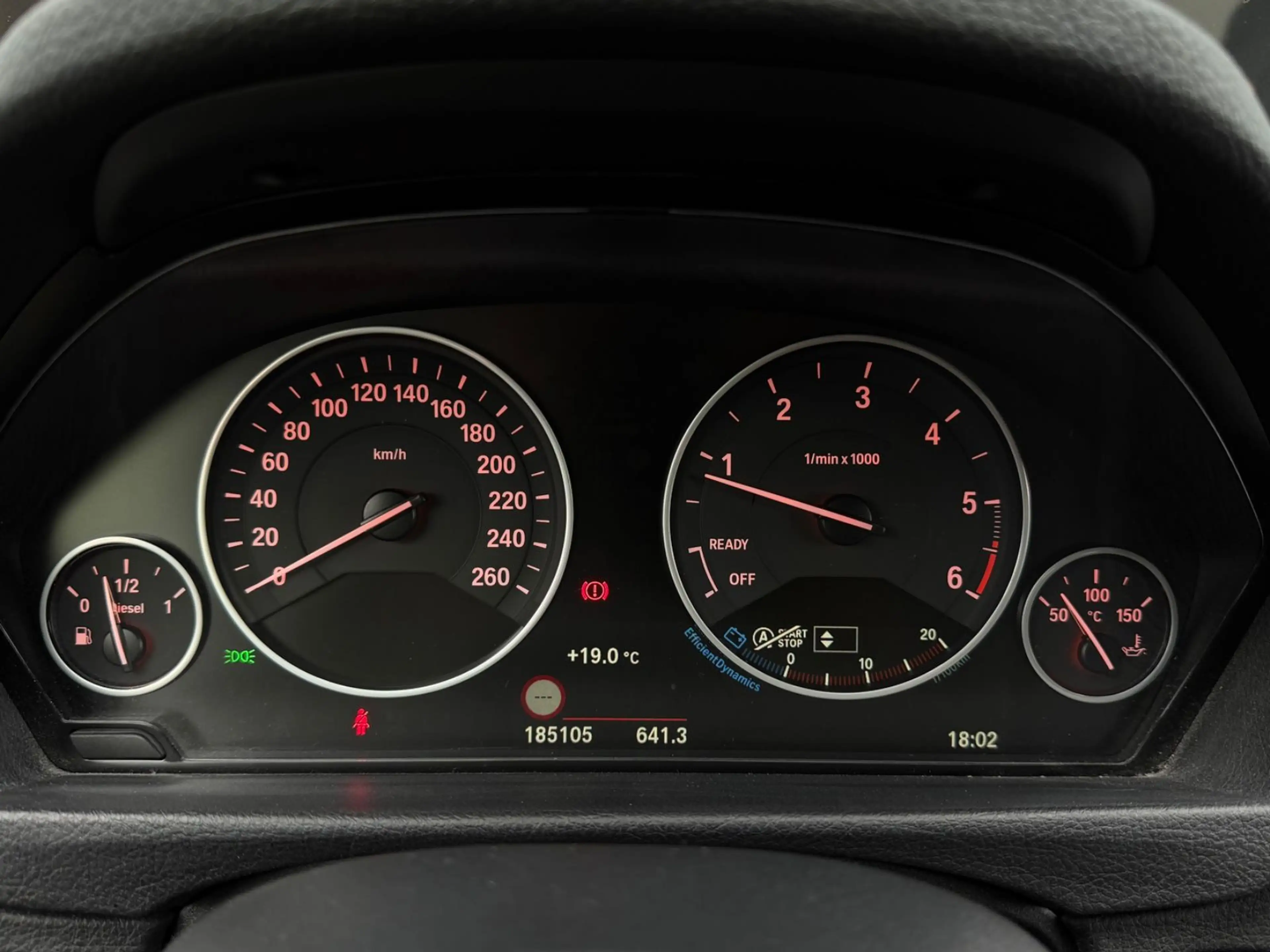 BMW 318 d Touring F31 Facelift LCI — photo 15