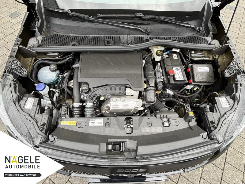 Peugeot 2008 1.2 PureTech 100 Allure|Navi+SHZ+LED+Kamera — photo 13
