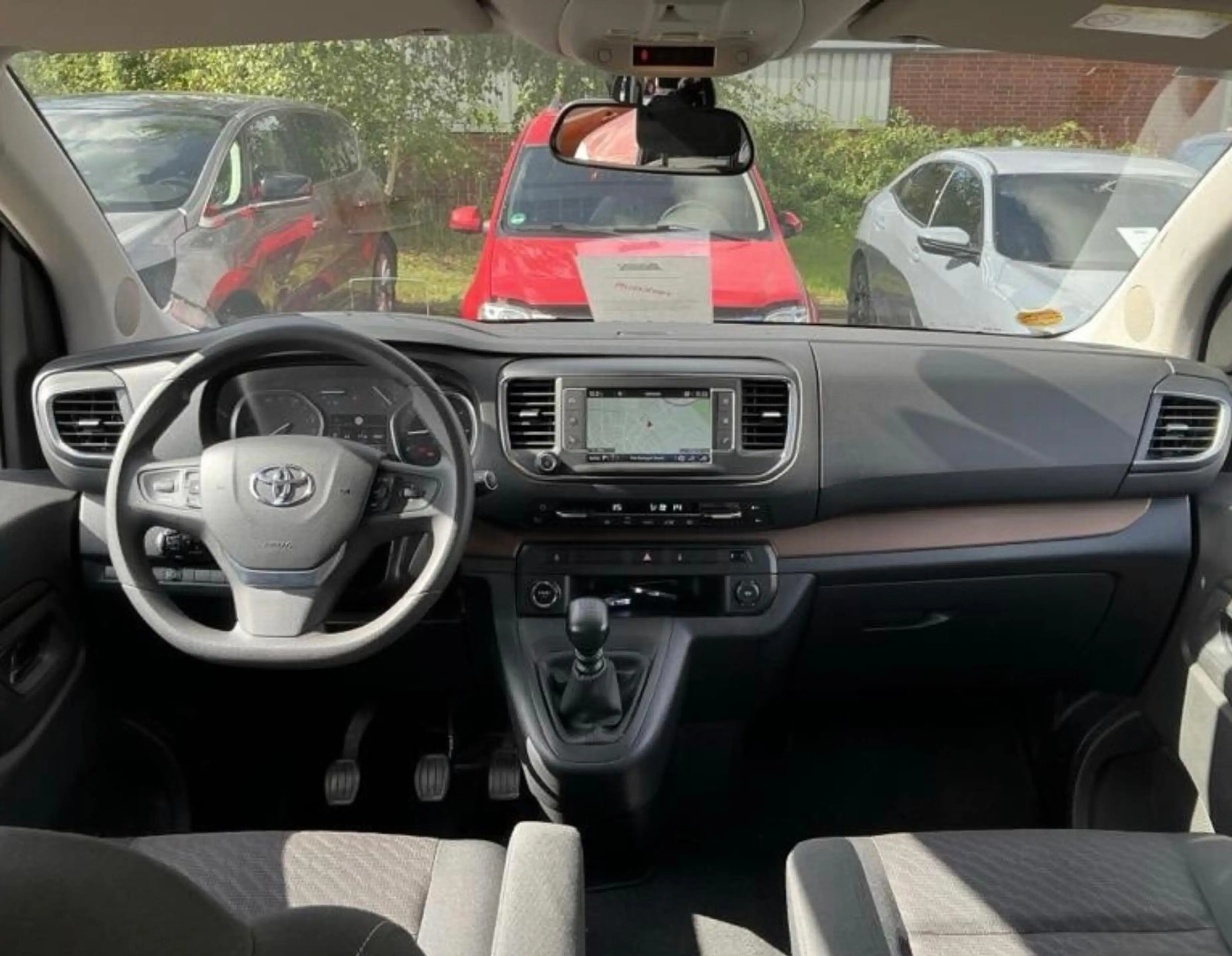 Toyota Verso L1 1.Hand Family Comf 8 Si. AHK Navi ACC — photo 4