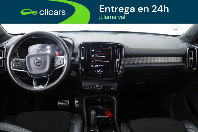 Volvo XC40 view 13