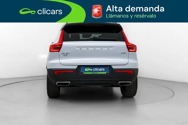 Volvo XC40 view 4