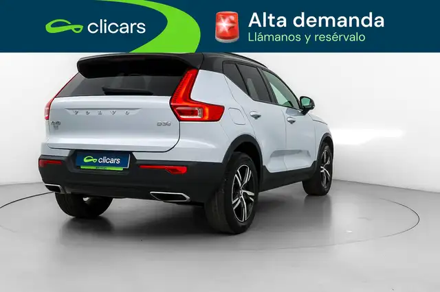 Volvo XC40 view 5