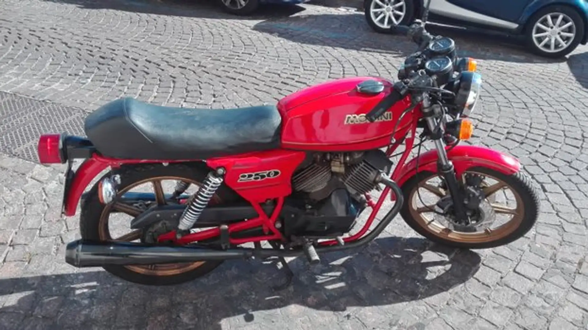 Moto Morini 250 2C doppio cilindro anteriore Rosso - 1