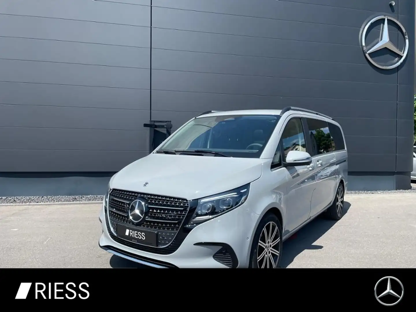 Mercedes-Benz V 300 d  AVANTGARDE/ALLRAD/AIRMATIC/360°KAMERA/ Grau - 1