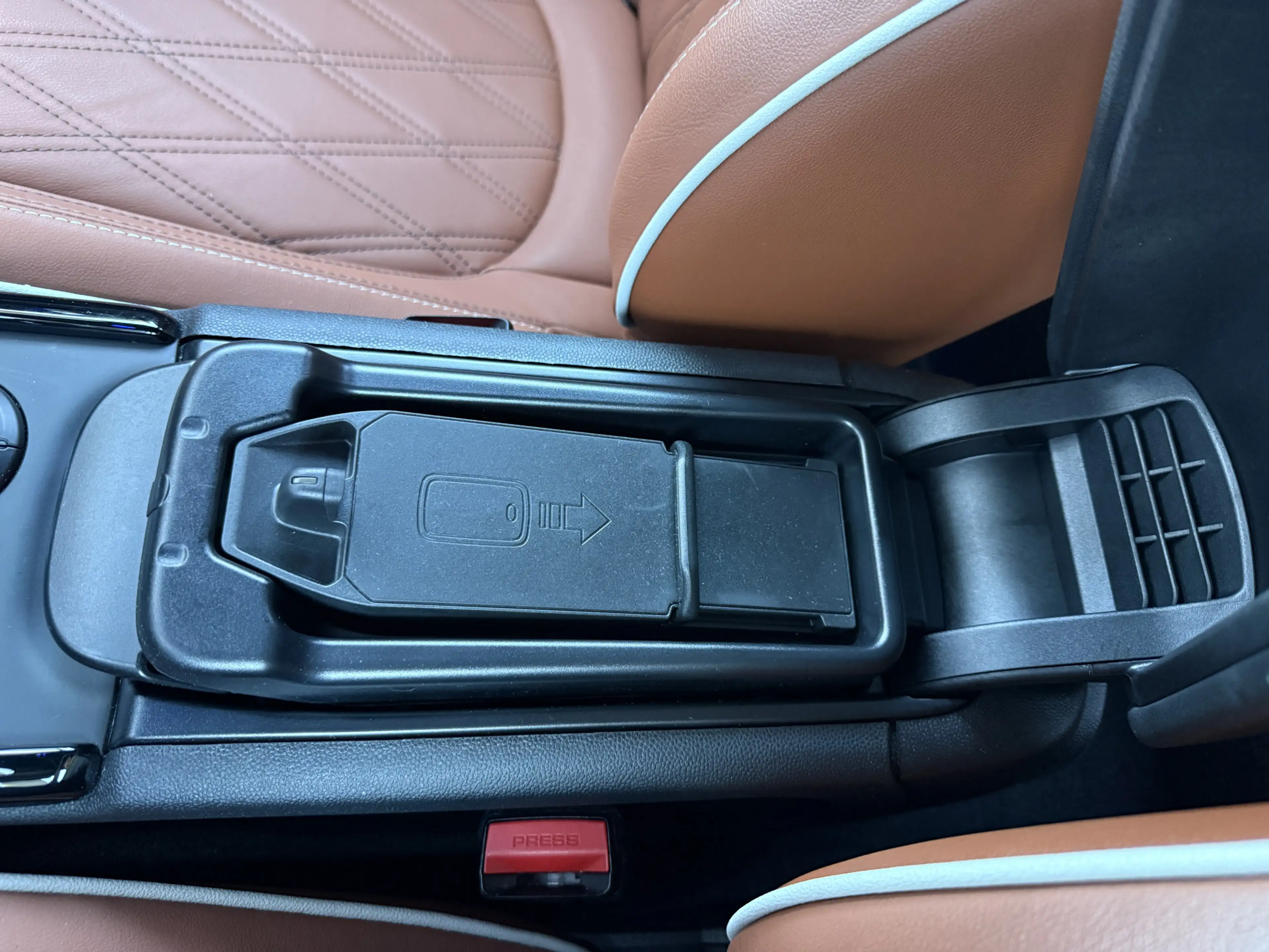 MINI Cooper Clubman 1.5 Leder/Camera/Apple — photo 17