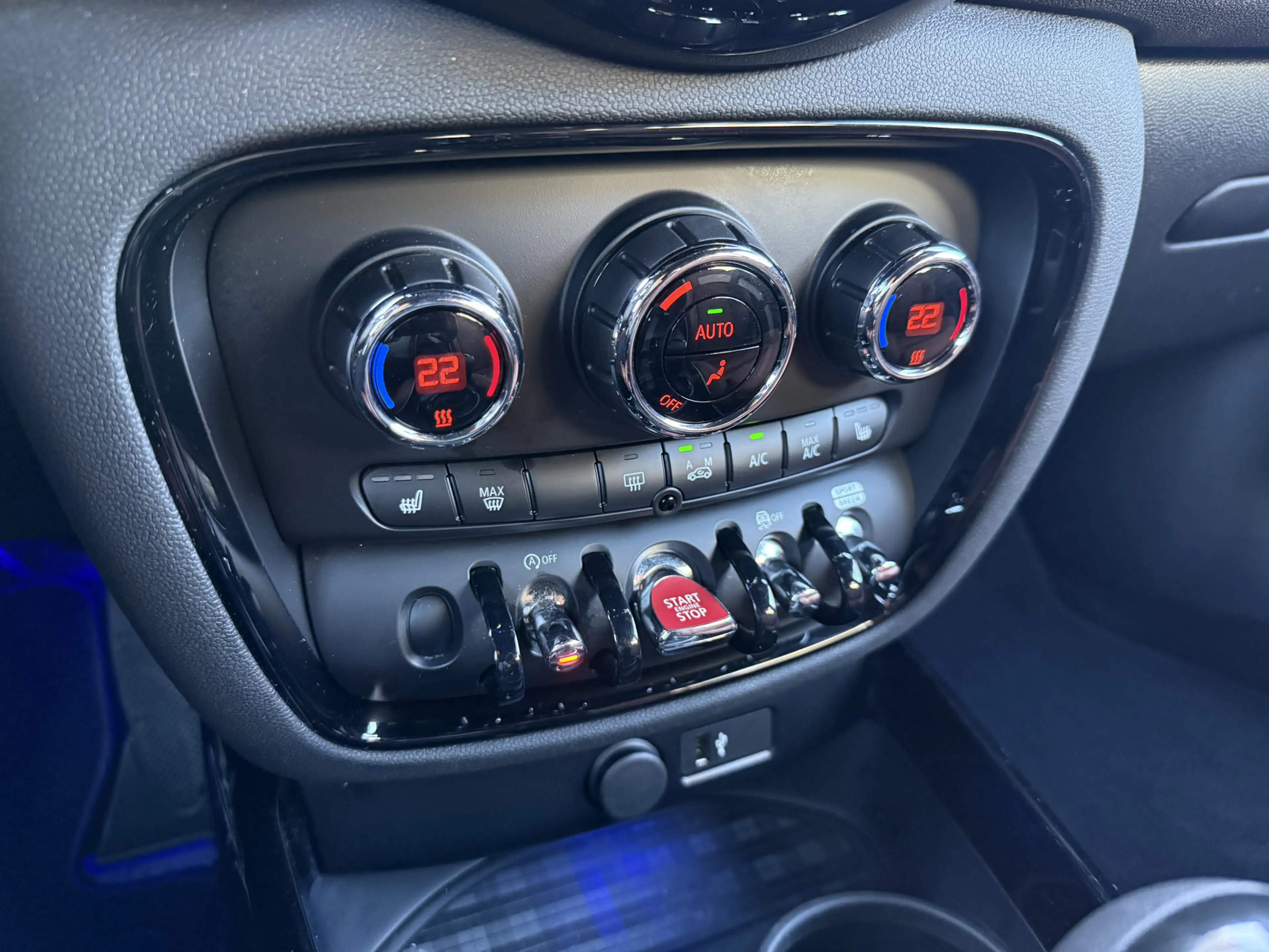 MINI Cooper Clubman 1.5 Leder/Camera/Apple — photo 14