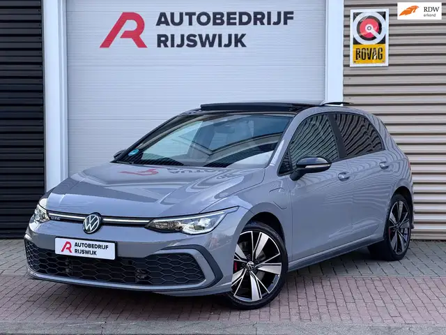 Volkswagen Golf GTE 1.4 eHybrid Pano/Leer/Camera/Matrix
