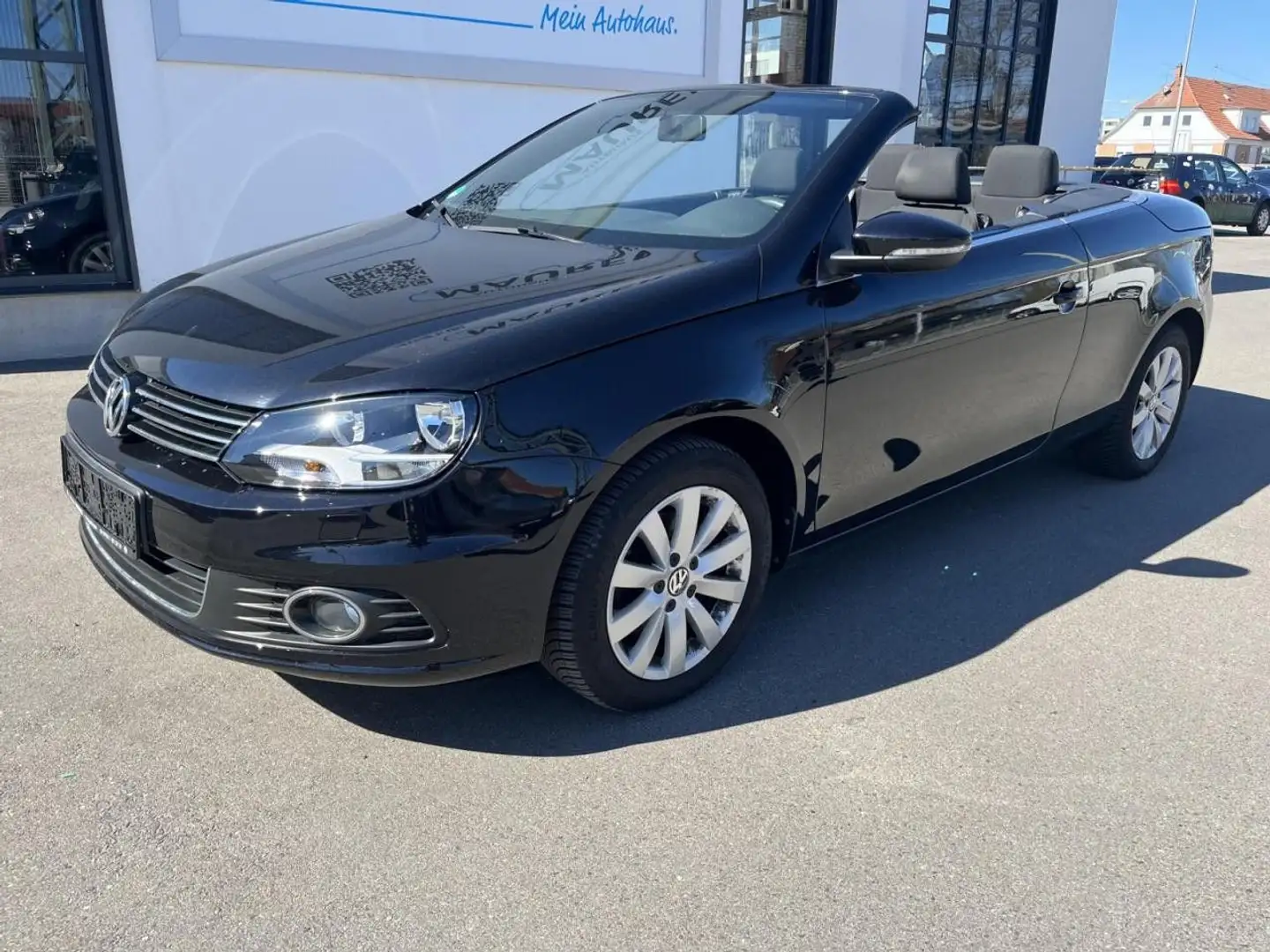 Volkswagen Eos 1,4 TSI Sitzheizung Climatronic PDC Panorama Schwarz - 2