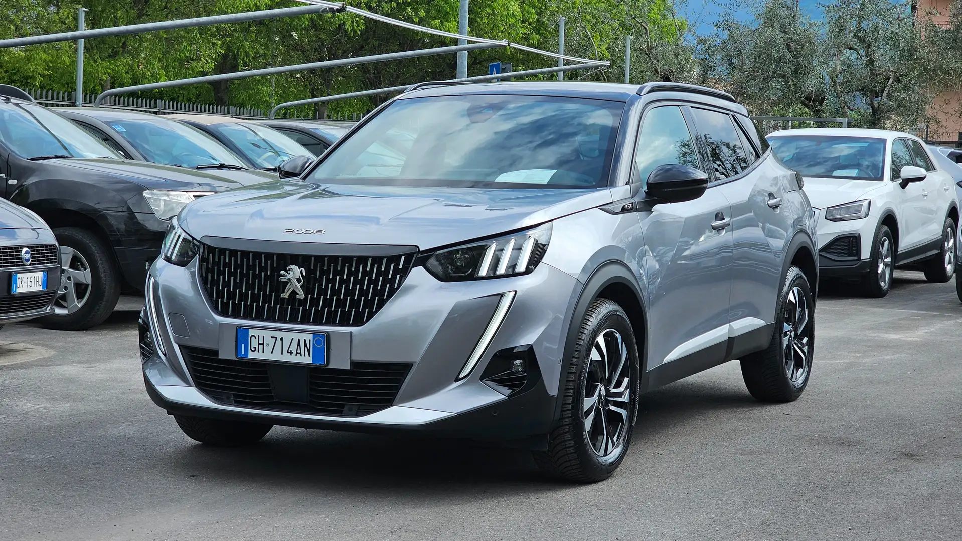Peugeot 2008 2008 1.2 puretech GT s&S 130cv EAT8 Gris - 1