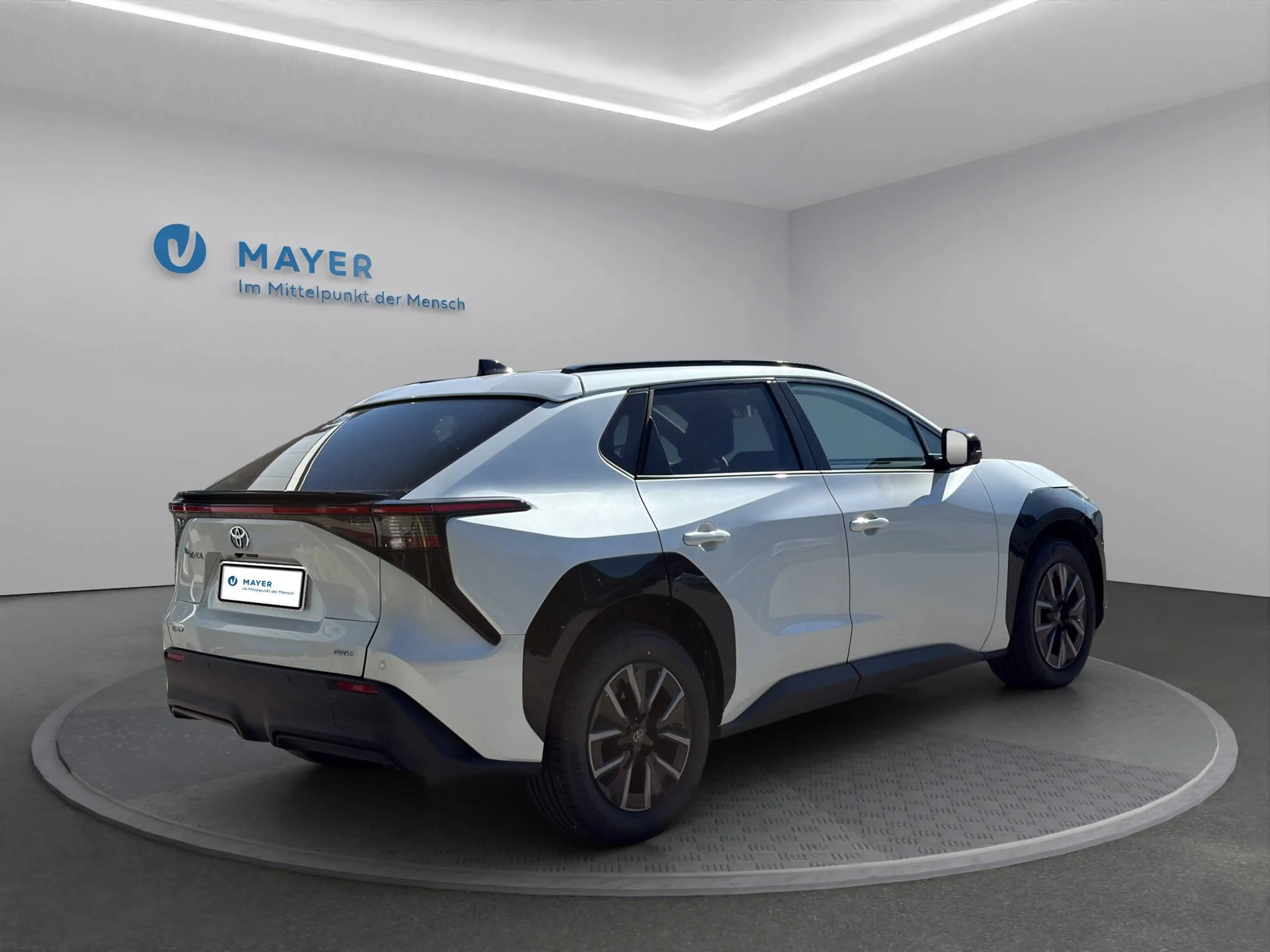 Toyota bZ4X AWD Active Drive — photo 6