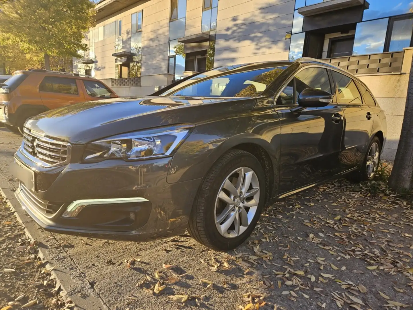 Peugeot 508 2.0HDI Active 140 Gris - 1