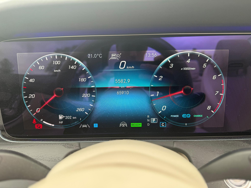 Mercedes-Benz E 200 Cabriolet E — photo 13