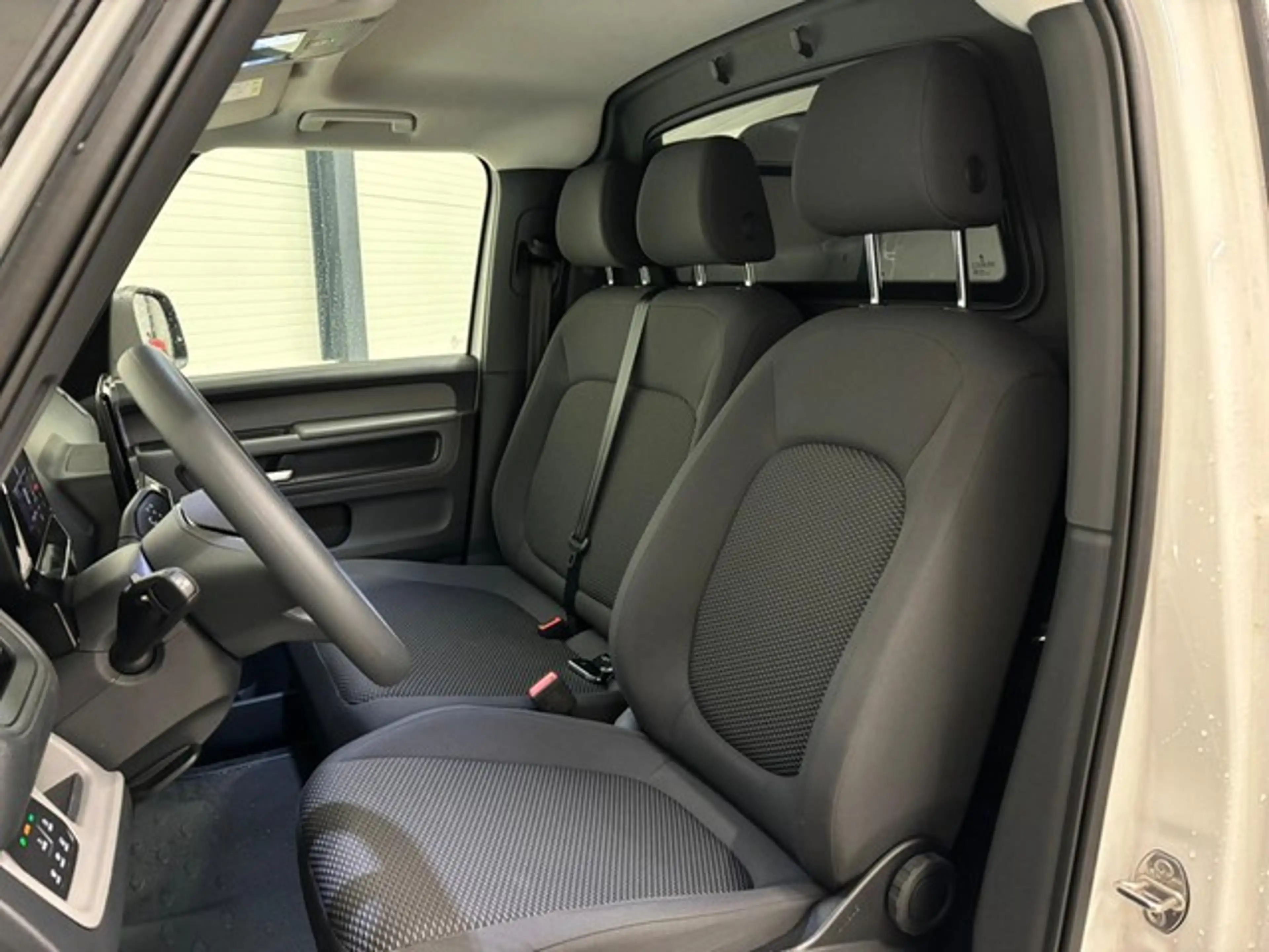 Volkswagen ID. Buzz Cargo ID.Buzz Cargo 150 kW AHK+APP+NAVI — photo 12