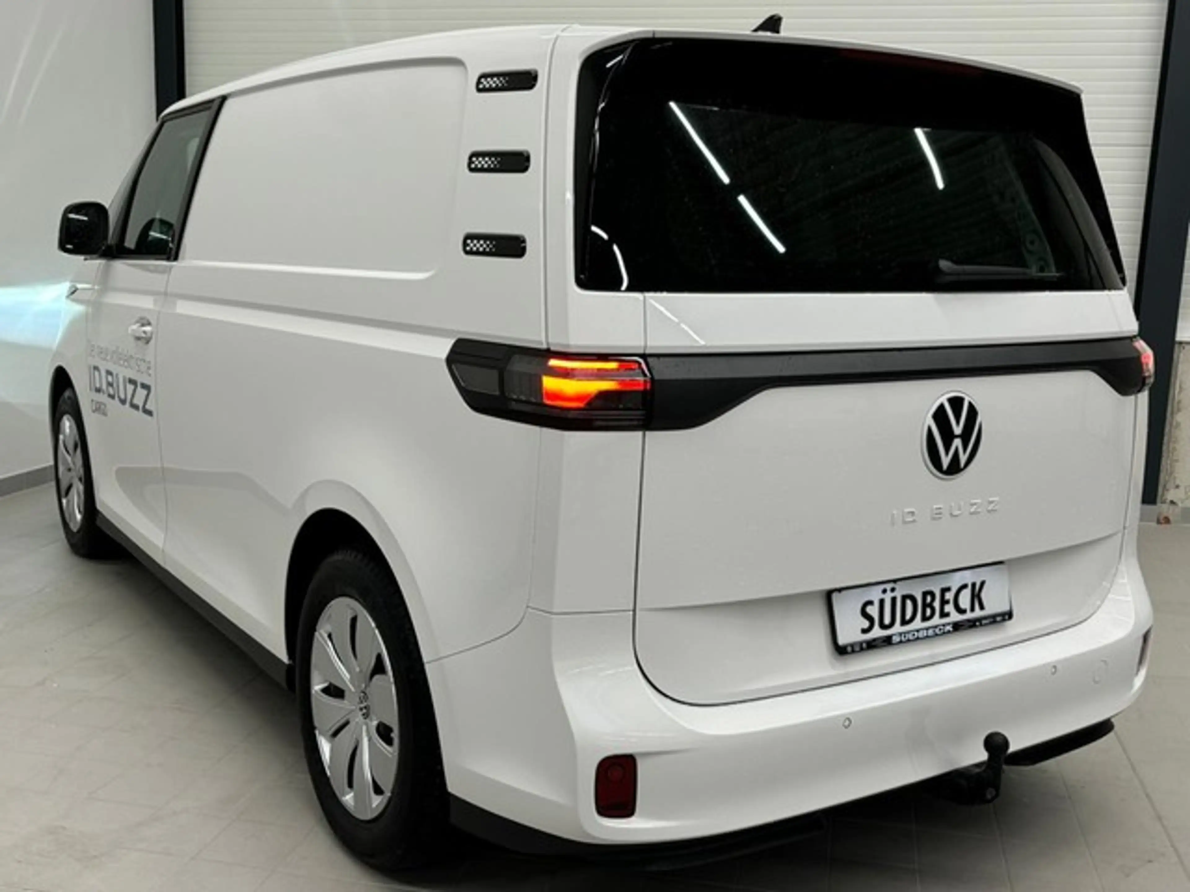 Volkswagen ID. Buzz Cargo ID.Buzz Cargo 150 kW AHK+APP+NAVI — photo 8
