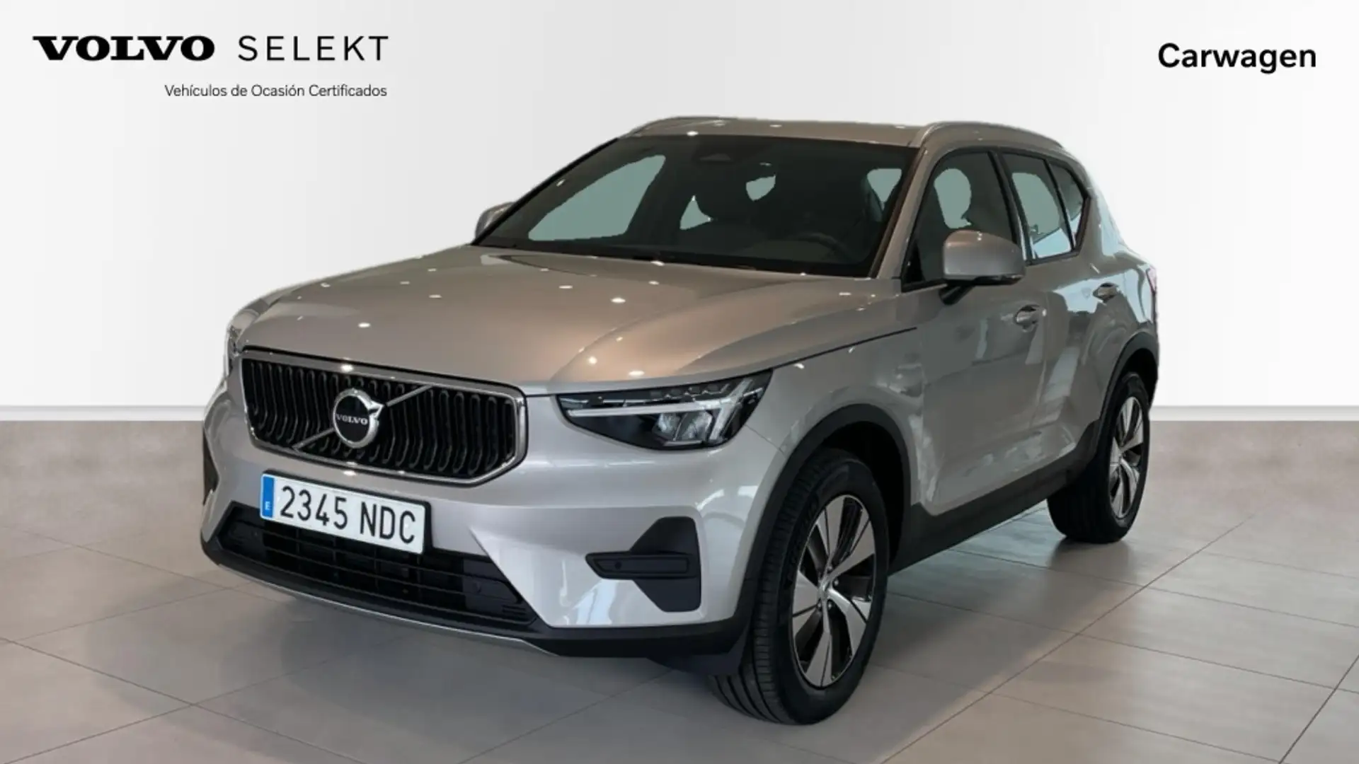 Volvo XC40 B3 Core Aut. Plateado - 1