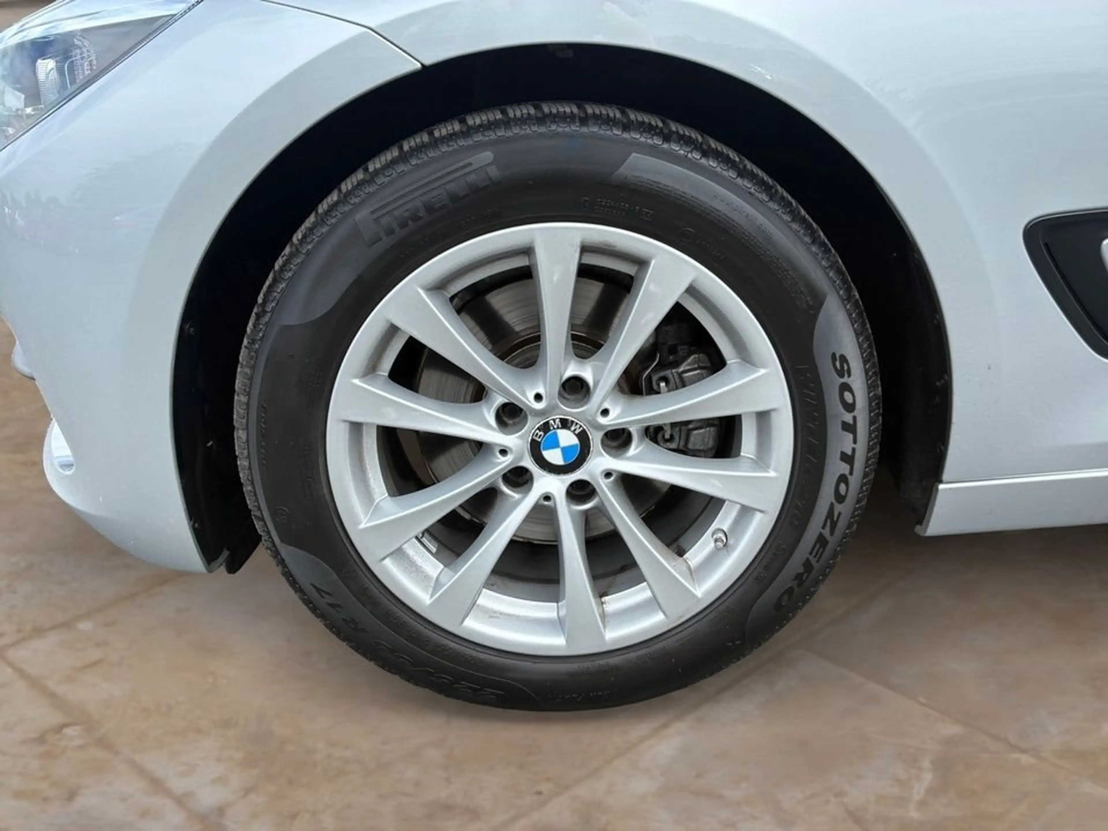 BMW 328 i Gran Turismo Advantage + 1.HAND — photo 6