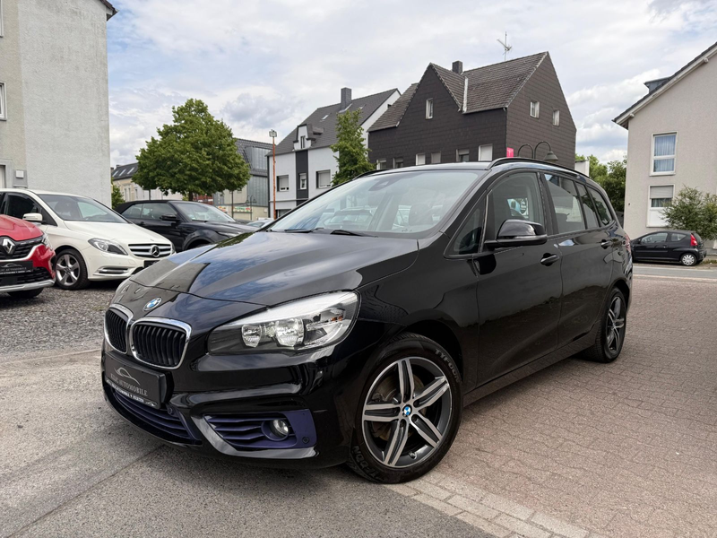 BMW 218 Sport Line Navi*Sitzheizung*AHK