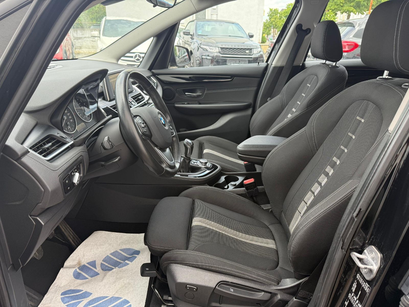 BMW 218 Sport Line Navi*Sitzheizung*AHK — photo 9