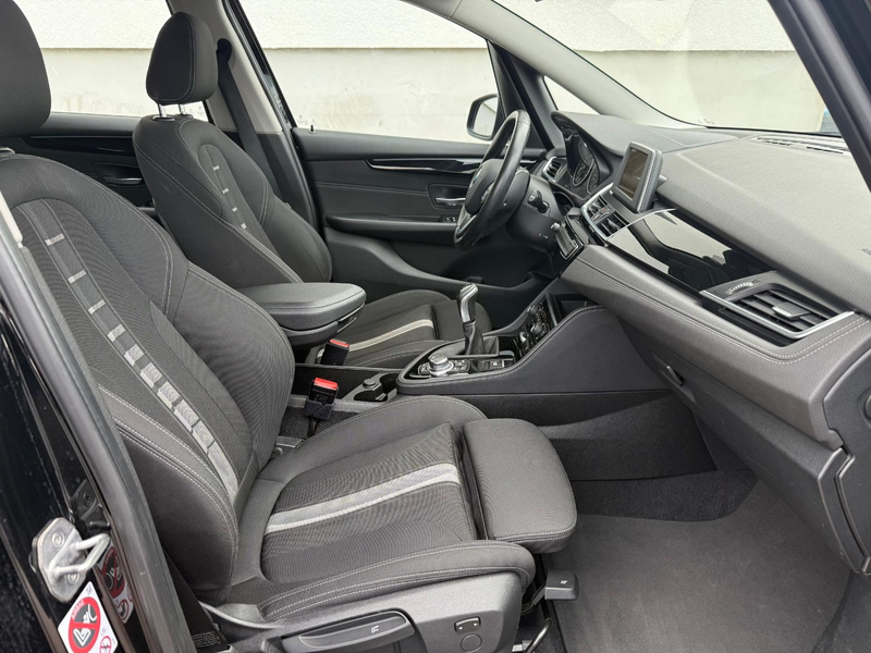 BMW 218 Sport Line Navi*Sitzheizung*AHK — photo 18