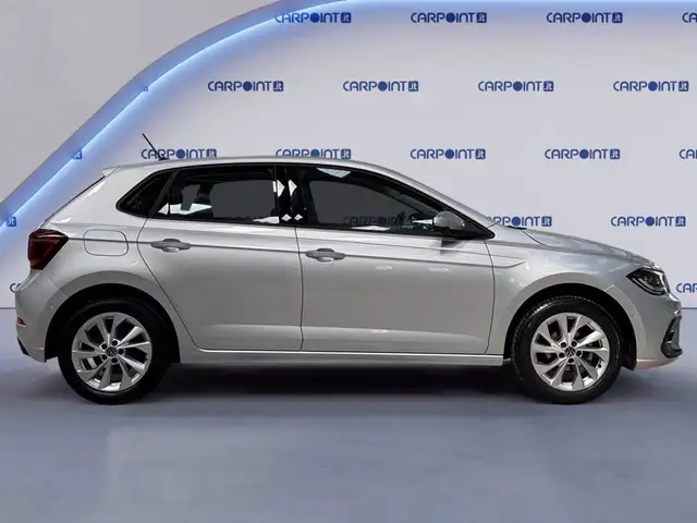 Volkswagen Polo view 8