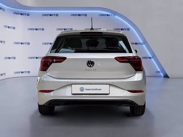 Volkswagen Polo view 6